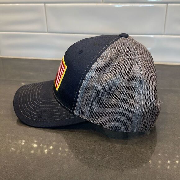 American Flag 6 Panel Adjustable Snapback Trucker Mesh Hat Pacific - Picture 5 of 6